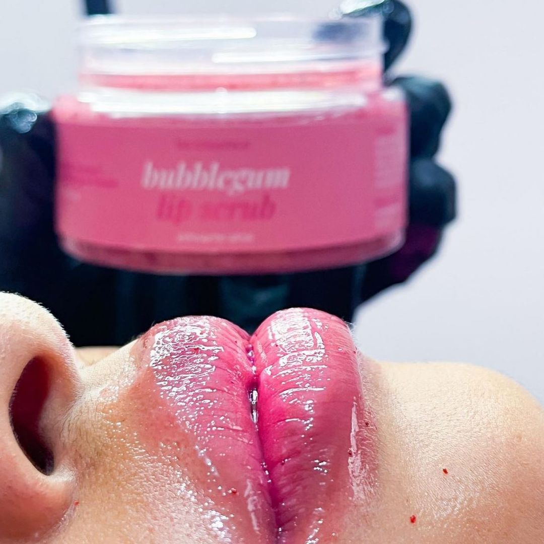 Hydra Gloss Lips Result 3