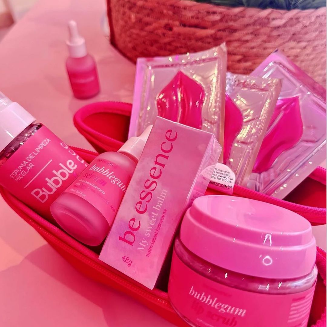 Hydra Gloss Lips Products